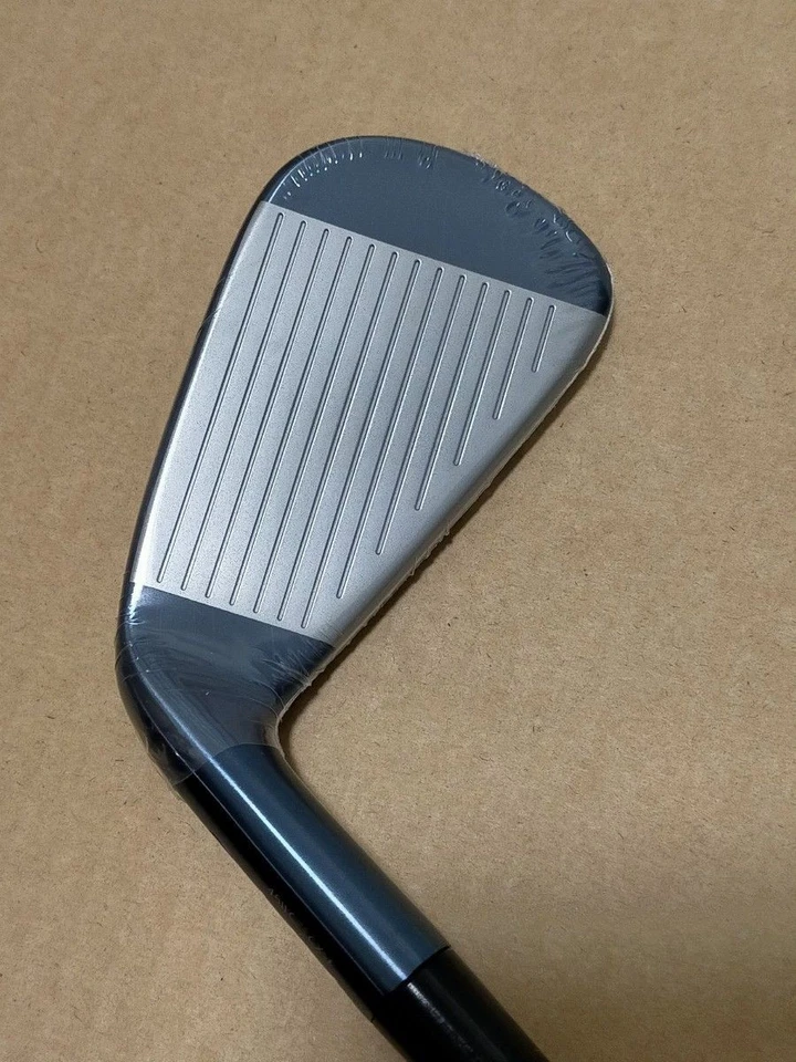 TaylorMade Oracle Red Bull Racing P790 4 iron Club N.S. Pro Modus 105 Shaft - Image 3 of 4