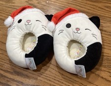SQUISHMALLOWS SLIPPER SIZE 11-12, CAM THE CAT, SANTA HAT, HOLIDAY SQUISHMALLOWS.