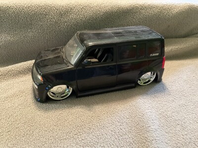 ミニカー Jada 1/24 Scion Dub City Dub City 1:24 Scion XB LOWENHART LDR Wheels JADA model die