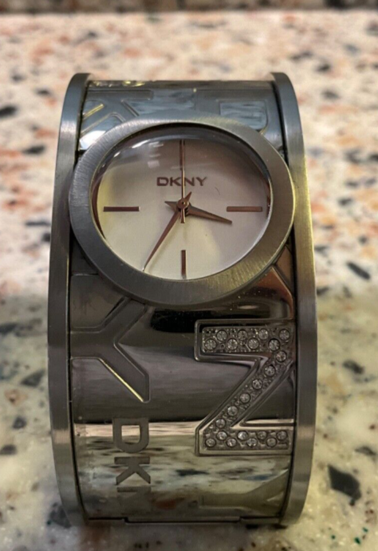 Stainless Steel Bracelet Watch Dkny Watch Silver VINTAGE NEW DKNY