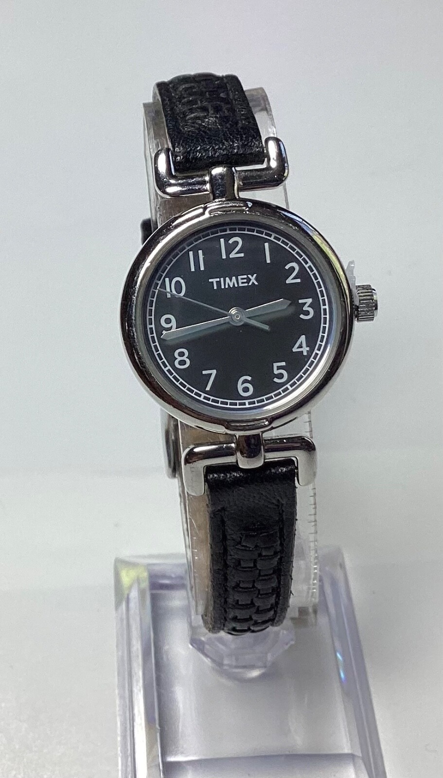 Timex Easy Reader Watch Silver Tone Black Face Black Leather Band WR New Battery