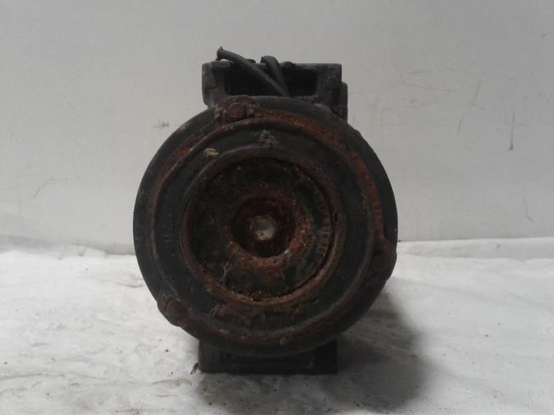 Compresor de aire acondicionado 02 2002 BMW 525i probado GE447220-8025 Foto 2 de 4