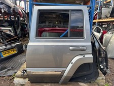 Porte arrière et accessoires Jeep COMMANDER