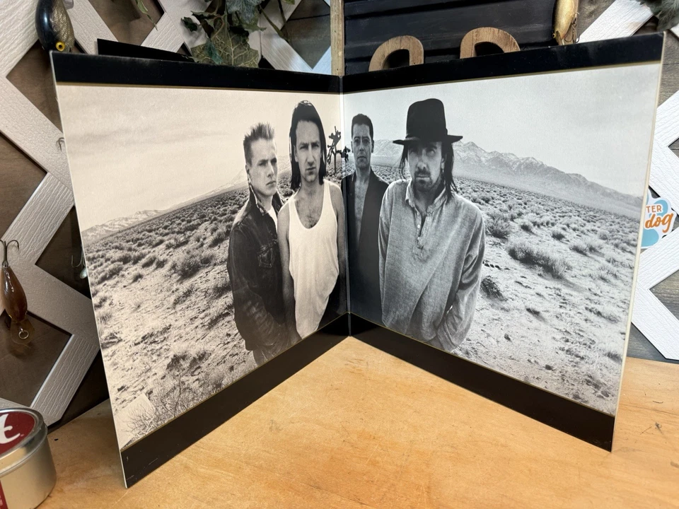 U2 - The Joshua Tree LP 1987 Island Records 7 90581-1 VG/VG+ - Image 3 of 4