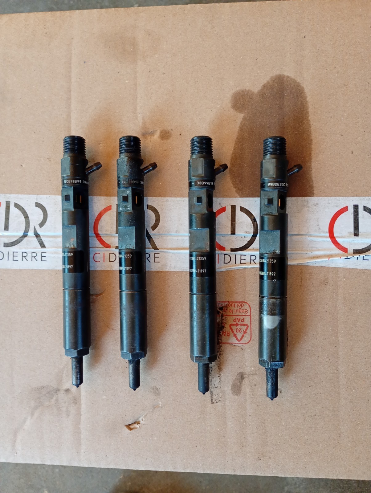 Iniettore diesel gasolio RENAULT CLIO 3s (05-09) (63KW) 1.5 DCI BER 3P/D