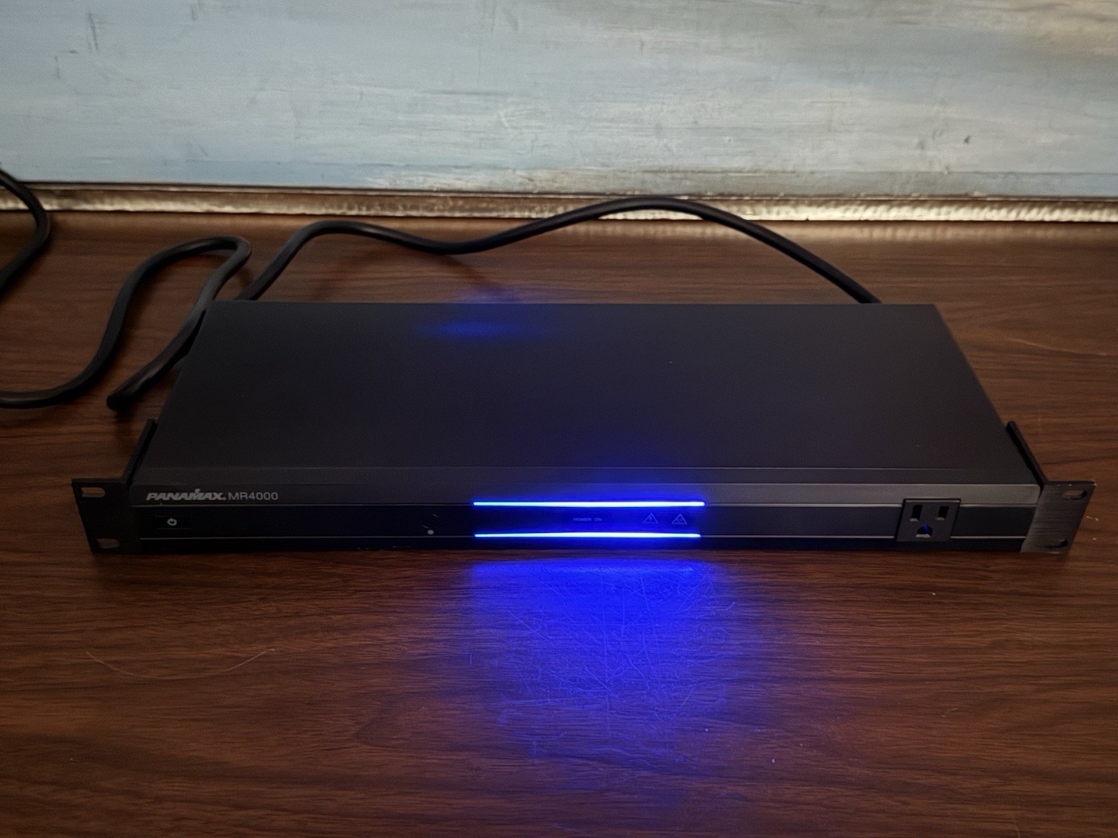 Panamax MR4000 | Gestión de energía de cine en casa con 8 enchufes | Protección contra sobretensiones FUNCIONA