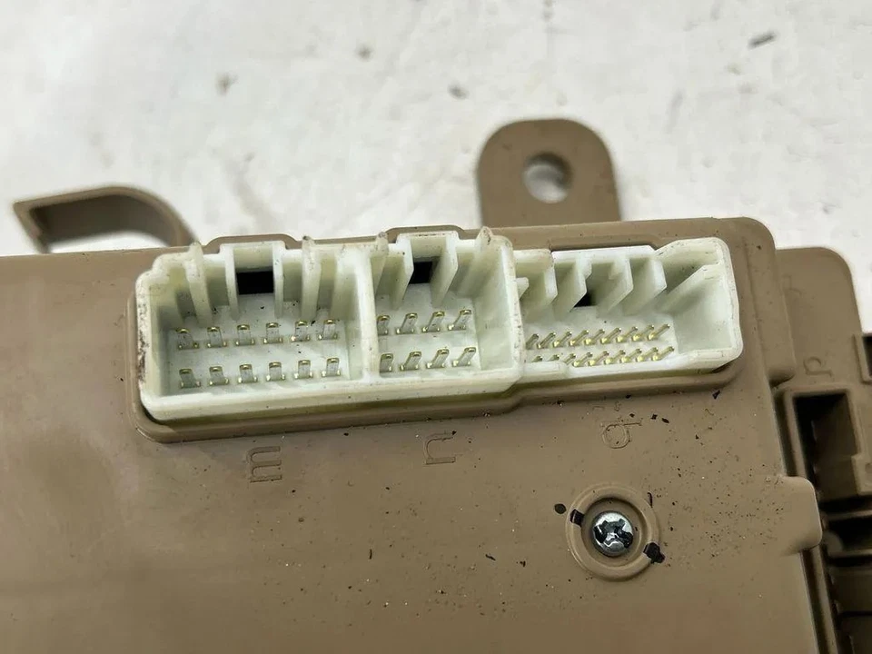 Scatola fusibili SUBARU FORESTER SJ 82201SJ901 2.5 benzina 126kw 2020 33198795 - Immagine 4 di 4