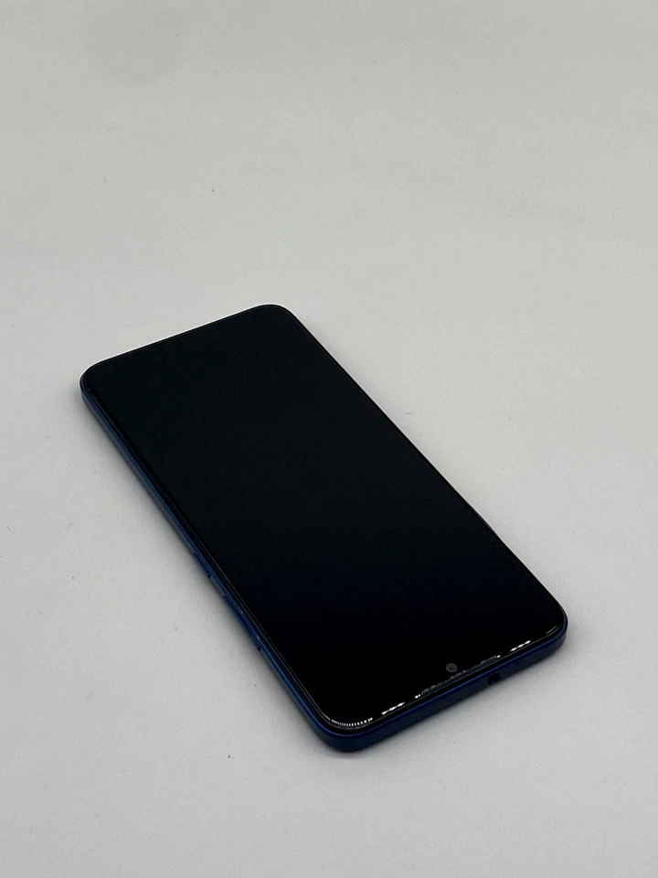 BlackBerry DTEK50 STH100-1  16GB Bell Only Smartphone Black-C - Image 2 of 4