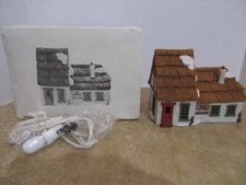 Dept. 56 Heritage Dickens Village 1986 Cottage Of Bob Cratchit & Tiny Tim