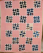 Eye Catching Vintage 1890's Wild Goose Chase Antique Quilt ~Nice Early Fabrics!
