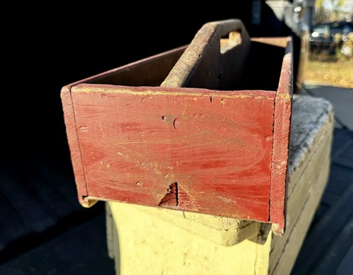 Antique Wood Tote Carrier Primitive Red Paint Vintage Old - Picture 3 of 13