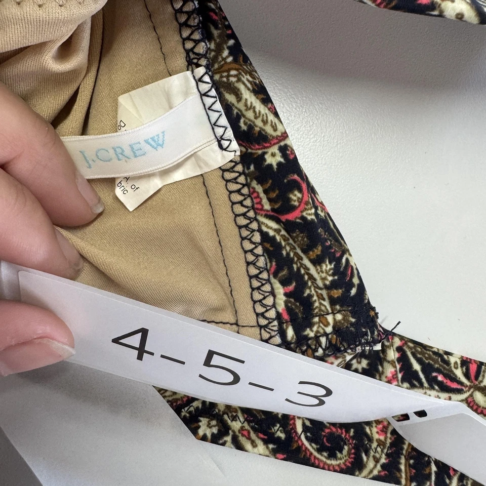 Top de bikini J Crew para mujer pequeño copa D negro dorado estampado cachemira halter acolchado para nadar Foto 3 de 4