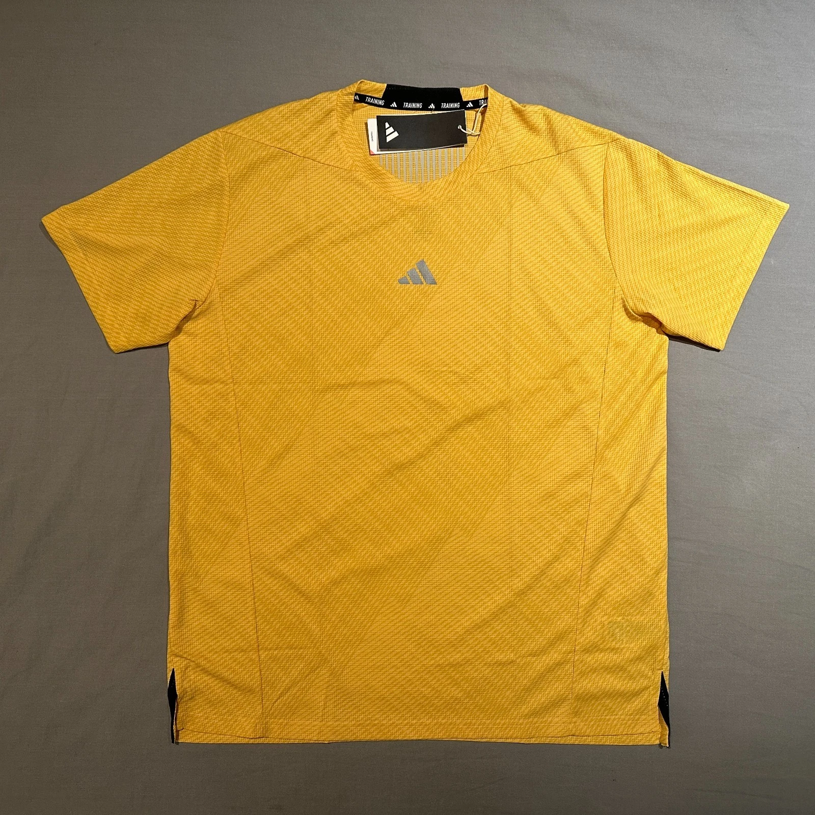 Adidas HEATRDY HIIT Ready Tee Shirt Reflective Semi Spark Yellow Mens Slim XL