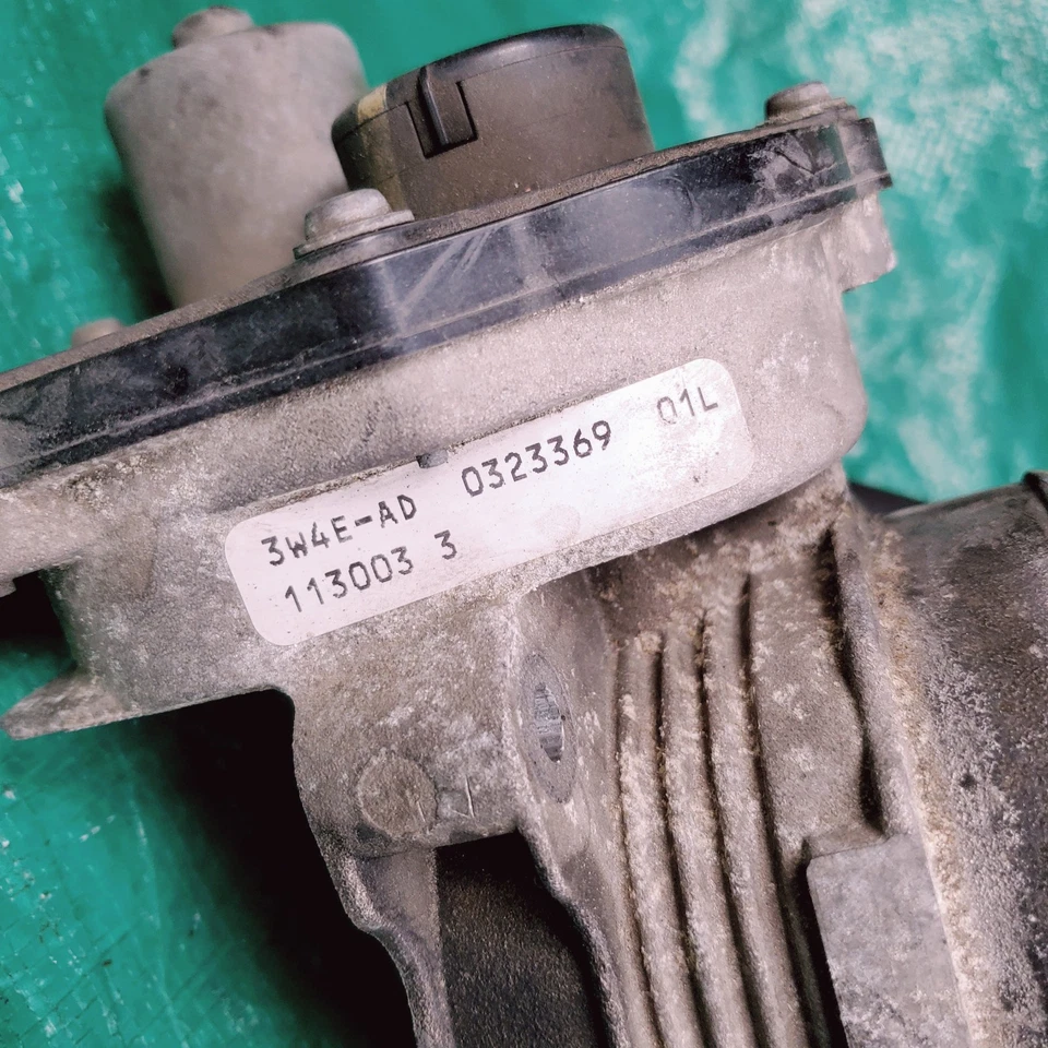 03 06 Lincoln LS Ford Thunderbird 3.9 Corpo de Borboleta 3W4E9F991AD Motor - Imagem 2 de 4