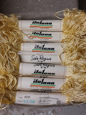 Italana No. 42 Seta Regina 100% Seide vanillegelb seltene Kostbarkeit 50g