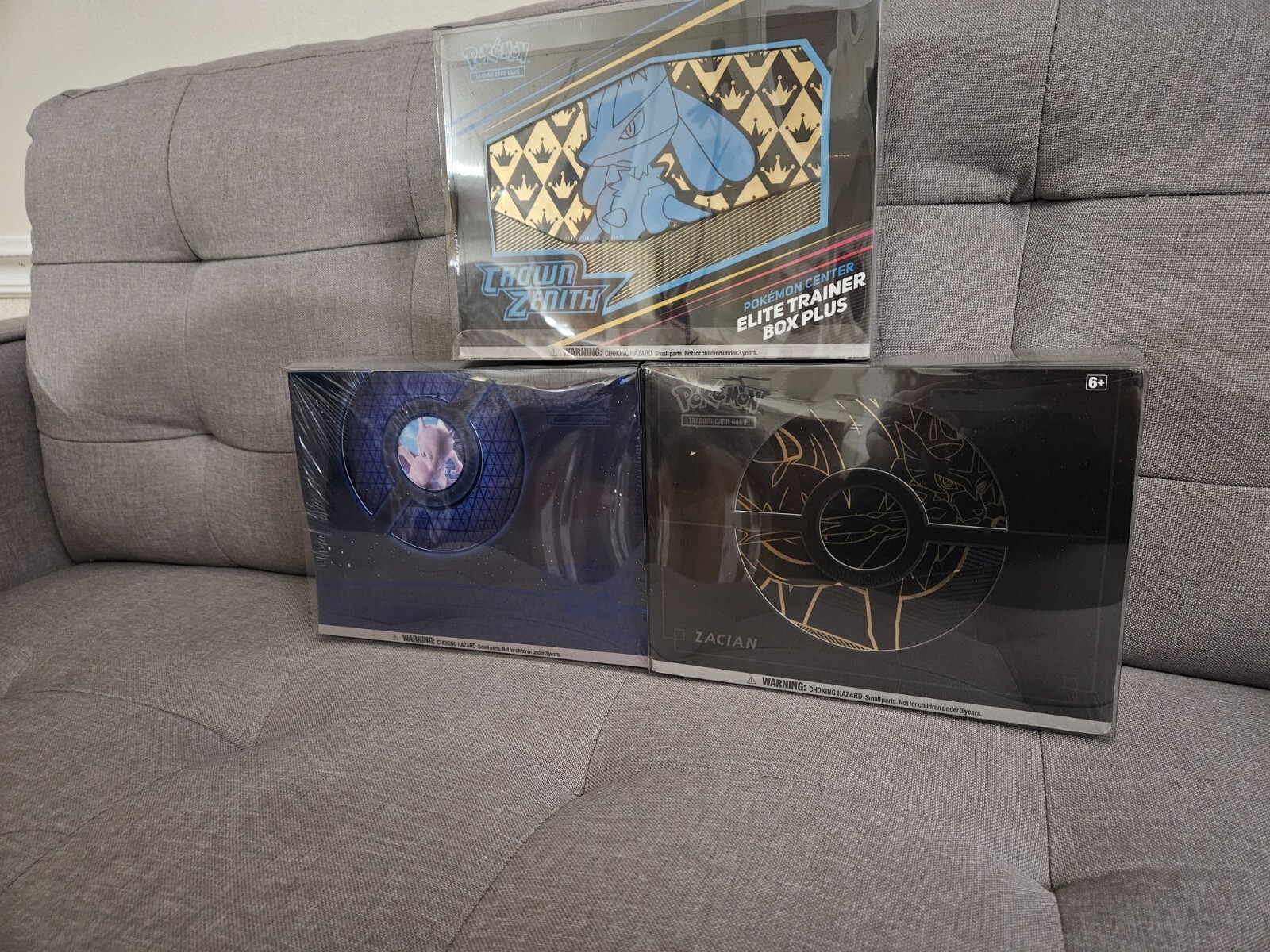 (x1) Pokemon Elite Trainer Box ETB PLUS- PVC Protector Case