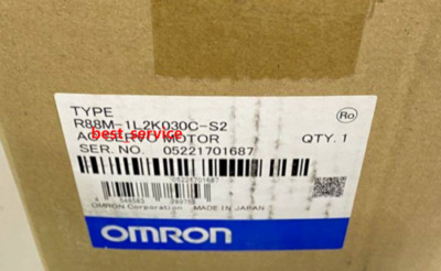 New Omron R88M-1L2K030C-S2 AC Servo Motor In Box Expedited Shipping