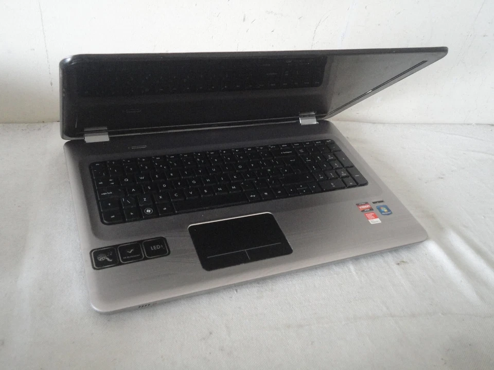 Hp Pavilion DV7 Phenom II P920 Quad Core  17.3" Windows 7 Laptop 1Tb HDD 8Gb Ram - Image 2 of 4