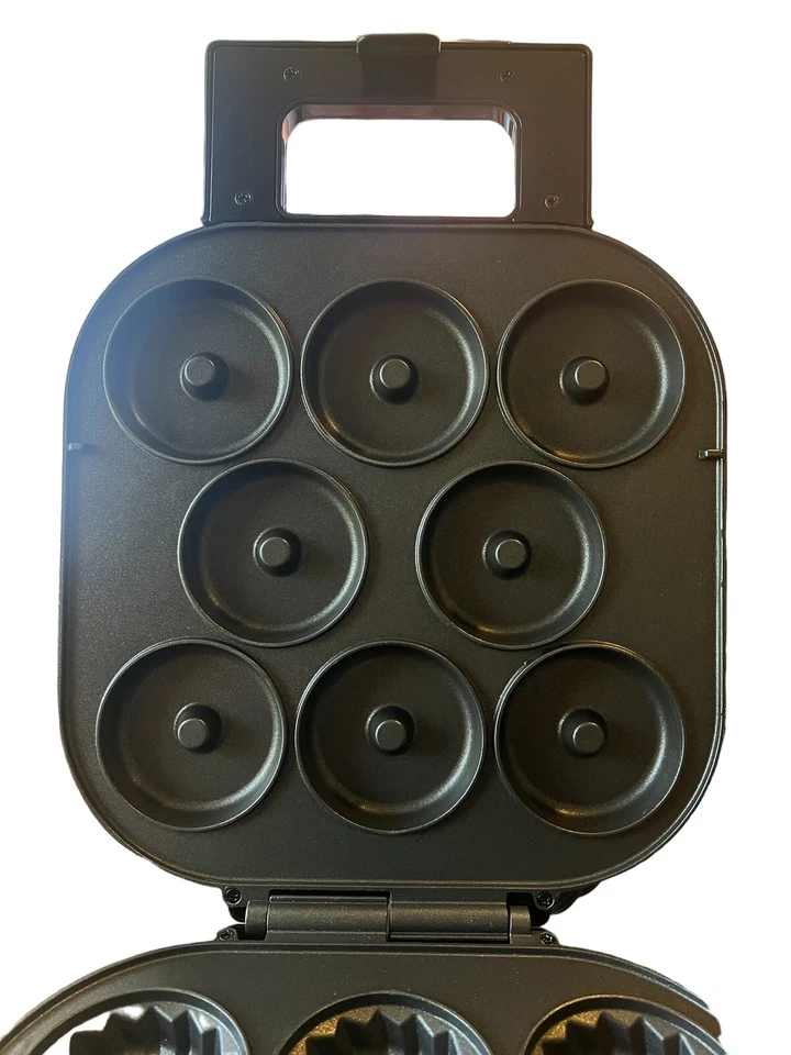 Pastelera eléctrica Wolfgang Puck 8 cavidades usada una vez Foto 3 de 4