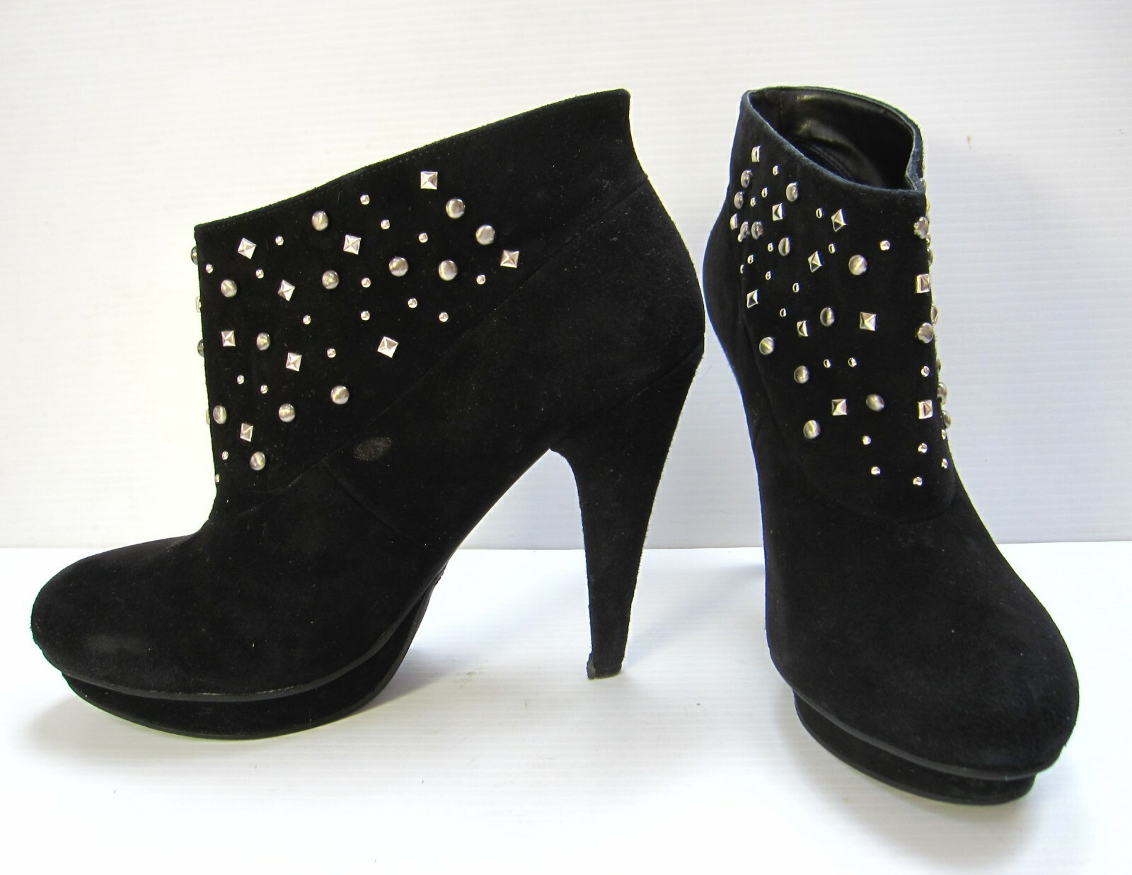 BCBGeneration Upper Leather Booties Platform Size… - image 3