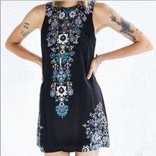 Urban Outfitters Black Floral Sleeveless Open Back Rayon Dress Size M
