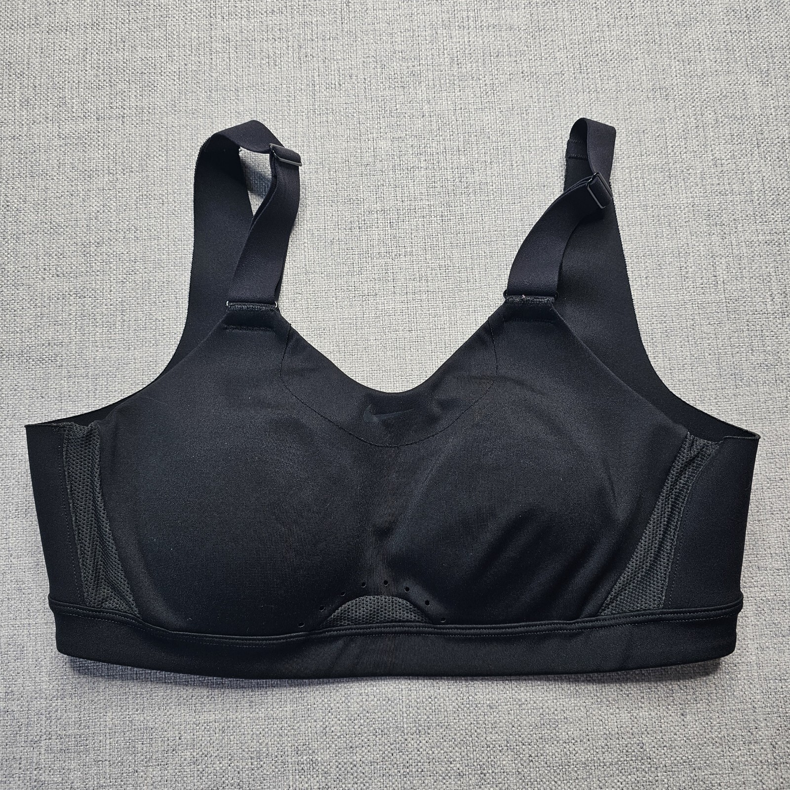 Nike Sports Bra Medium (A-B) Padded Black Dri-Fit-image