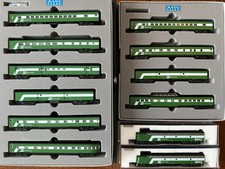 N Scale Kato Burlington Northern Passenger Train Set COMPLETE