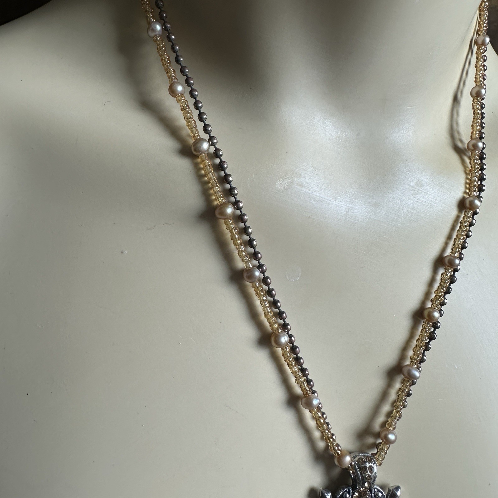 VTG Statement Necklace 19" Beaded MOP Shell Bloom… - image 5