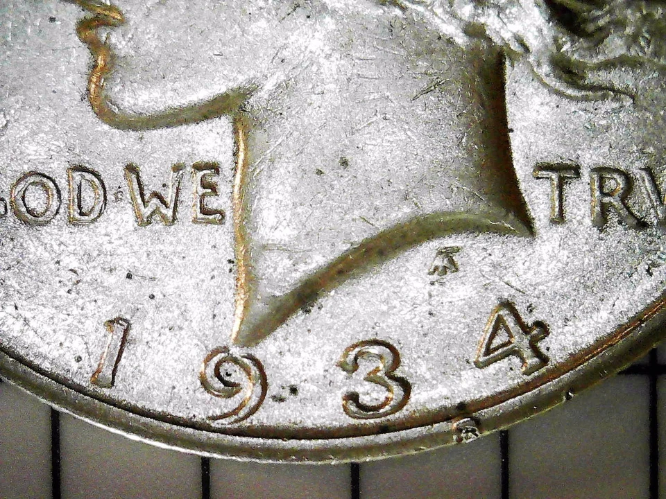 1934-S Peace Silver Dollar $1 - KEY DATE TO SERIES - Extra Fine Condition Coin! - Image 3 of 4