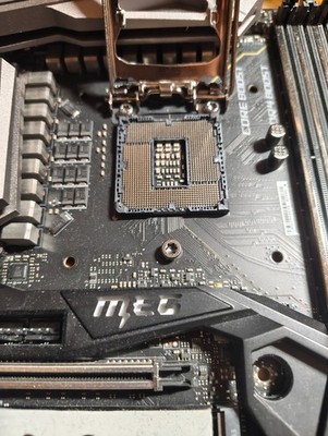 MSI MEG Z390 GODLIKE Motherboard Intel Z390 LGA 1151 DDR4 Top GPU
