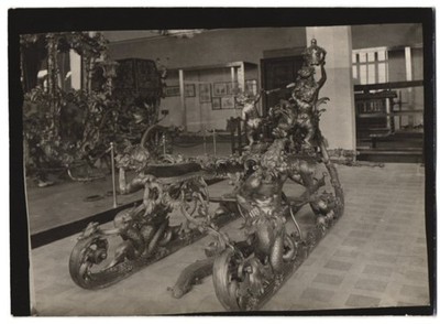 Fotografie W. Apel, Berlin, Ansicht München, Deutsches Museum, Prunkschlitten m 