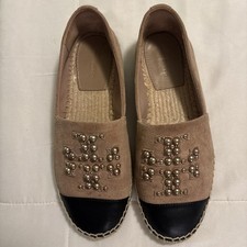 Tory Burch Women  s Stud Pearls Logo Suede Espadrilles in Meadowsweet 7 1/2 M