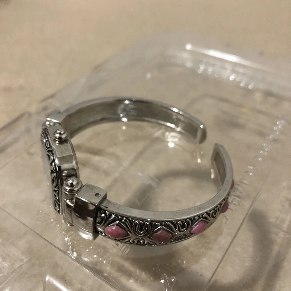 Relógio de pulso analógico Premier Designs com punho e movimento de quartzo - Imagem 4 de 4