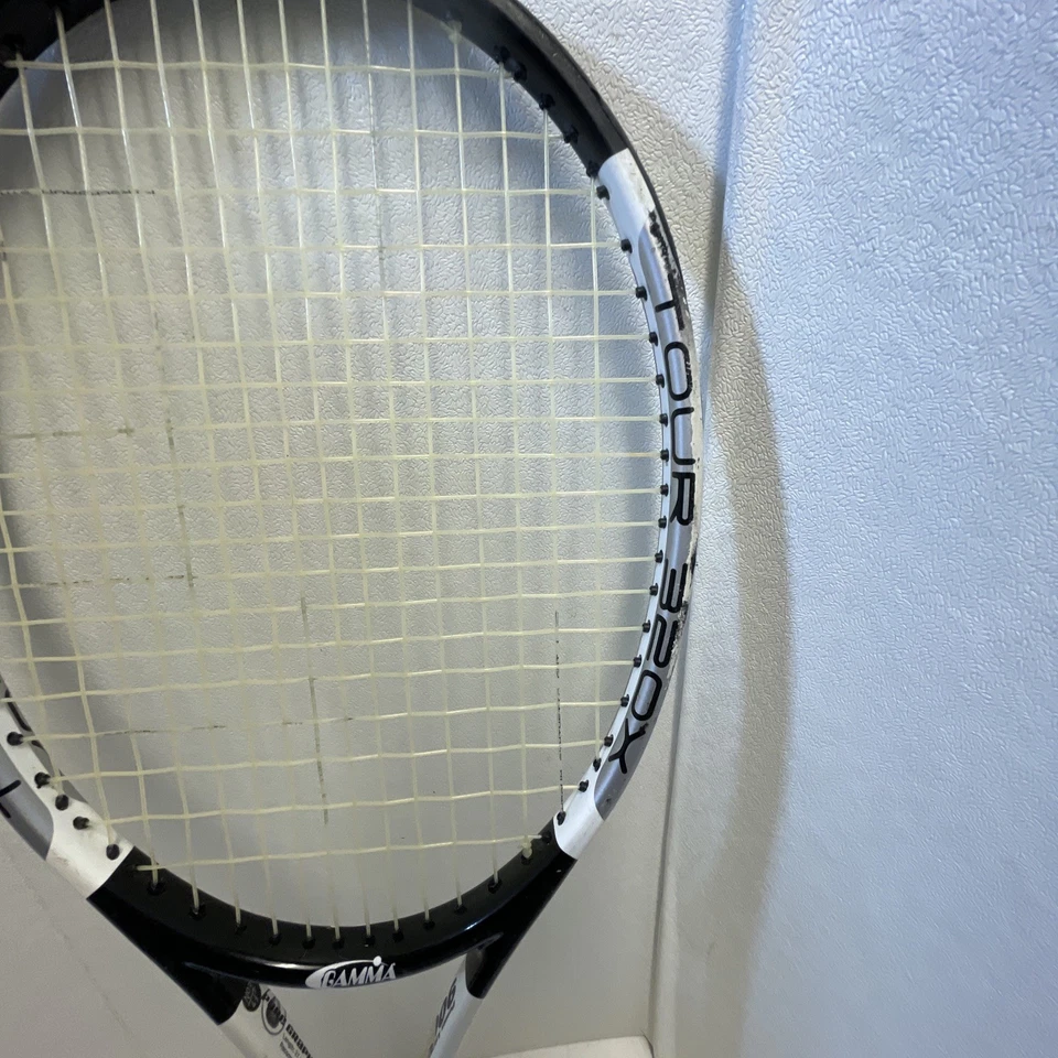 Gamma Tour 320x 98 sq in Tennis Racquet 4 3/8" Grip PL 900 - Need New Grip - Image 4 of 4