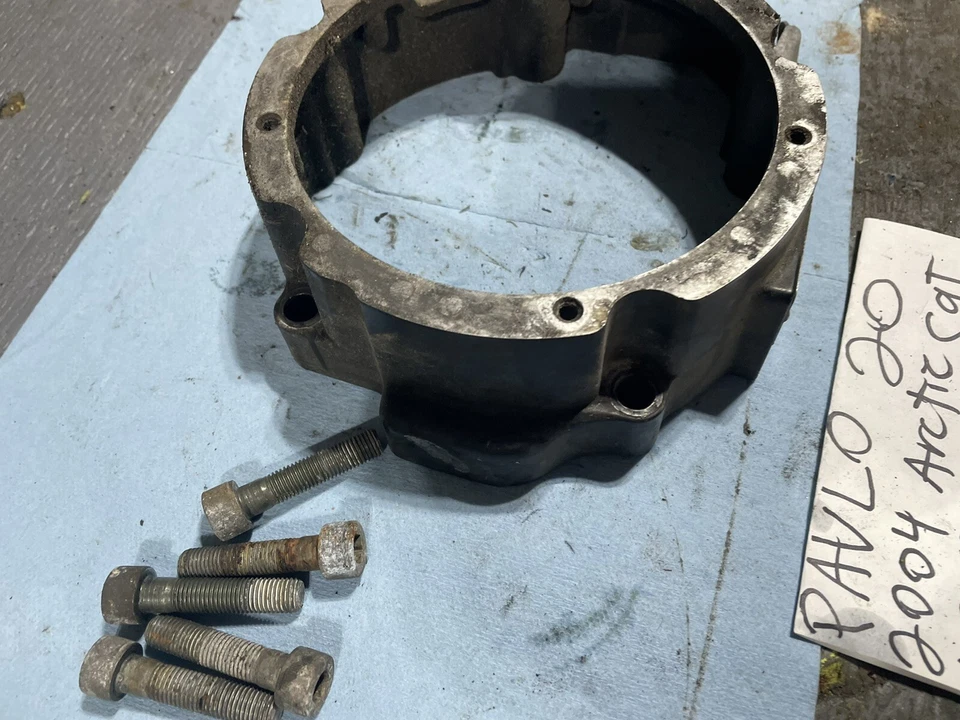 Arctic Cat King Cat 900 2004 estuche de estater carcasa espaciador de arranque Foto 3 de 4