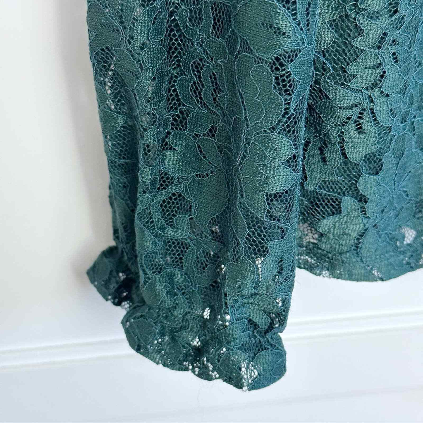 Cable and Gauge Green Lace Blouse High Neck Large Gem