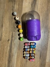 Mighty Beanz Lot With Holder 20 Beanz