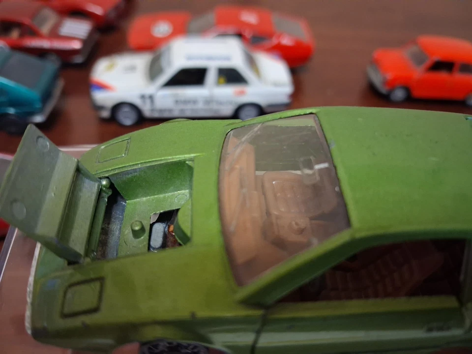 MEBETOYS A47 LAMBORGHINI URRACO SCALA 1/43 - Immagine 2 di 4