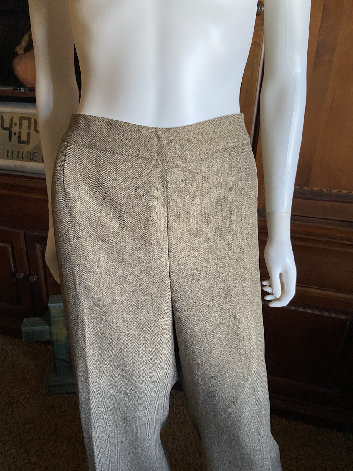 Le Suit Women's 2-Piece Pant Suit lt. Olive Green/Brown tweed, lined Size 16 EUC