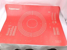 Tupperware PASTRY MAT 2004 RED Pie Tart Pastry Sheet Dart Industries 18" x 25"