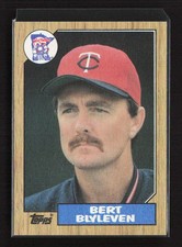1987 Topps #25 Bert Blyleven Minnesota Twins Near Mint or Better