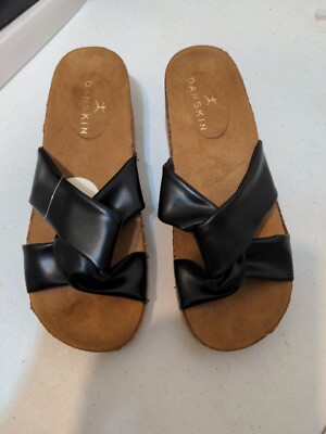 Danskin black  Ultra Light Comfort Slides  Sandals Summer Shoes Sz 7