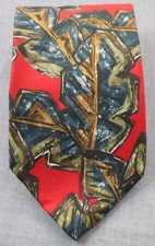 Christian Dior Made in USA Mens Red Floral 100% Silk Neck Tie 58 x 3.5