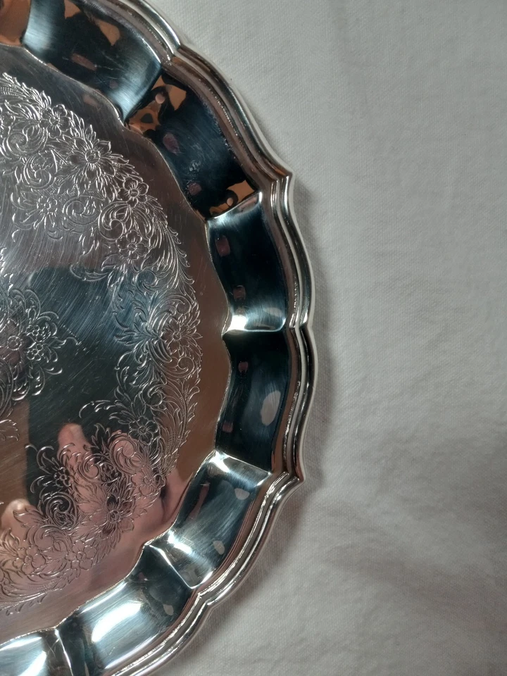 Vintage E G Webster & Son International Silver #3570 Round Scalloped Platter - Image 3 of 4