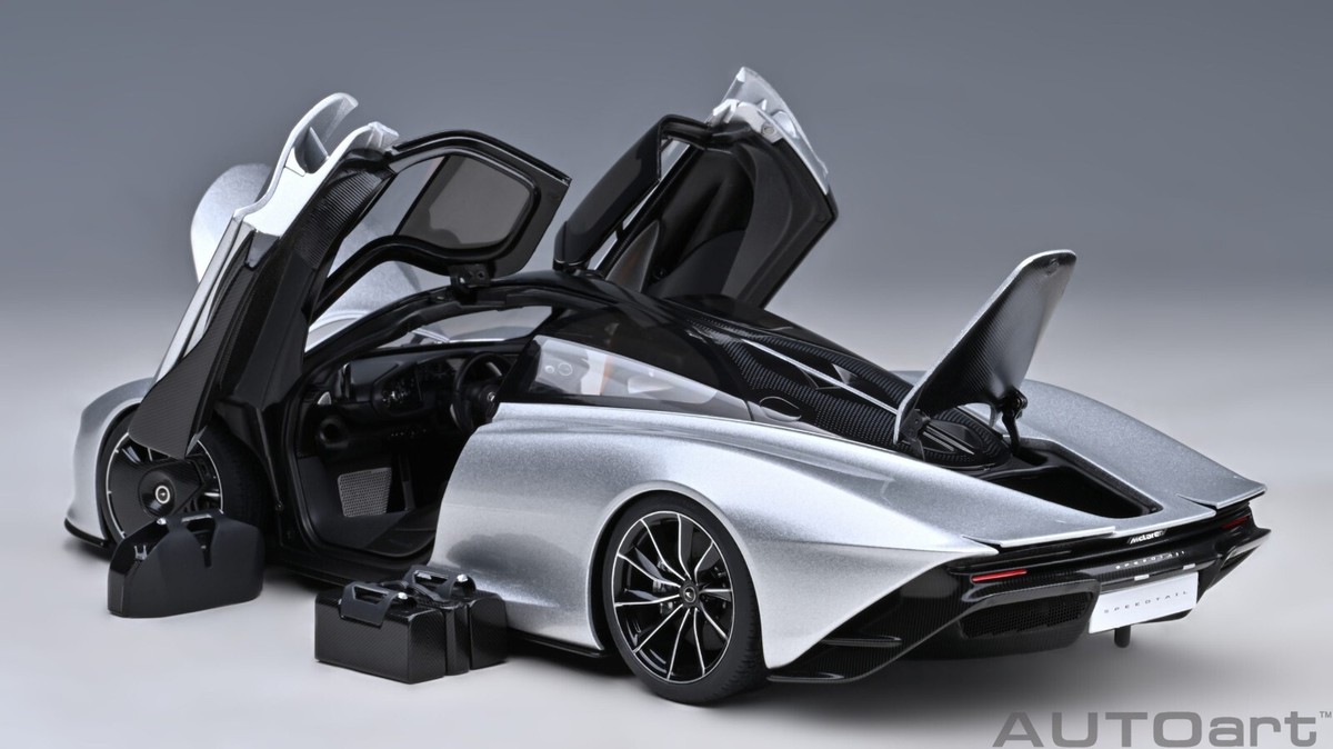 McLAREN SPEEDTAIL SUPERNOVA SILVER 1:18 by AUTOart 76090 NEW
