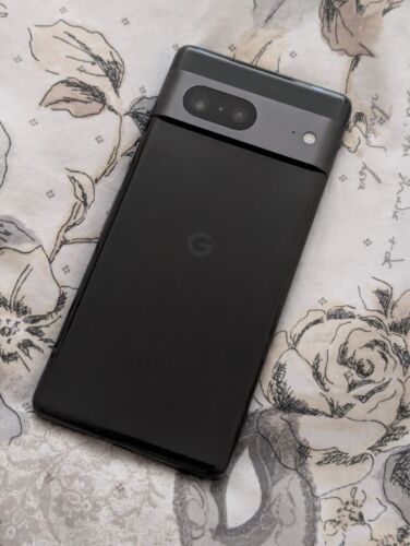 Google Pixel 7 - 128GB - Black - Unlocked - Excellent Condition
