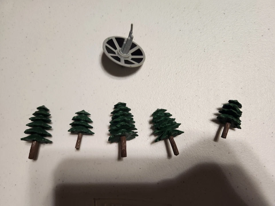 Star Wars Micro Máquinas Batalla por Endor Juego Completo con 4 Figuras AT-ST Foto 3 de 4