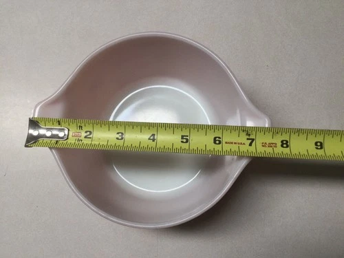 Pyrex Vintage Pink Gooseberry Cinderella Bowl #473 1 Quart Mixing Bowl Straight