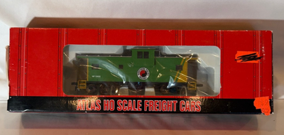 #ad 🚂ATLAS 1918 Northern Pacific NP 10424 Green Extended Vision Caboose🚂 $14.99