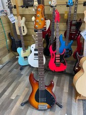 Ernie Ball Music Man StingRay 5 H with Rosewood Fretboard 2001 - Honey Burst